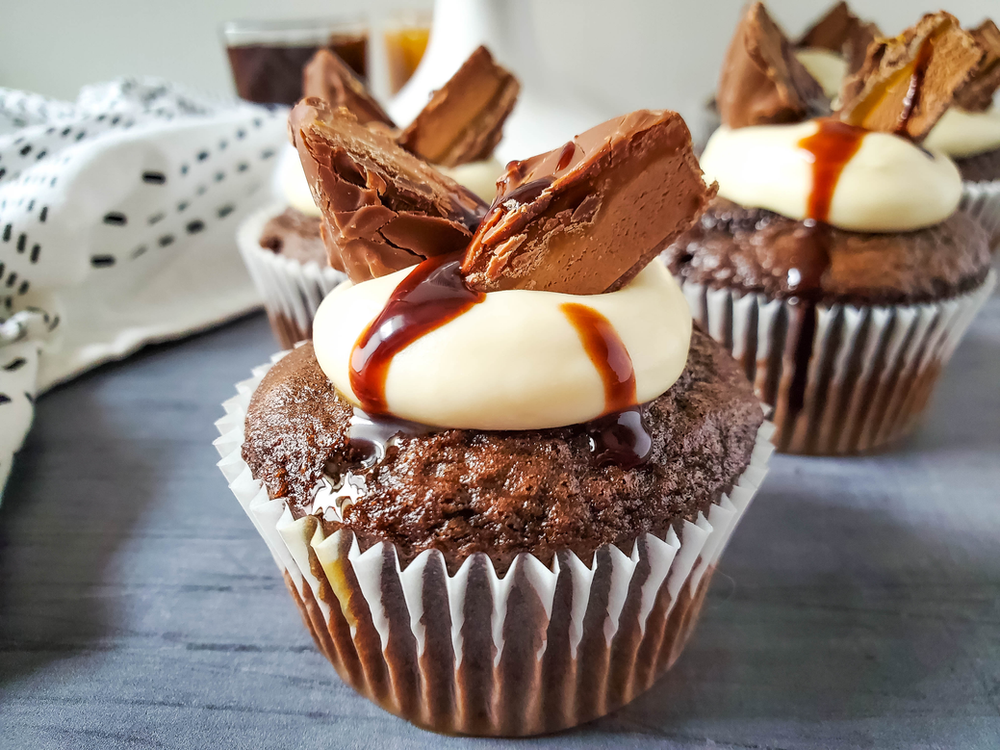  Candy Bar Inspired Cupcakes