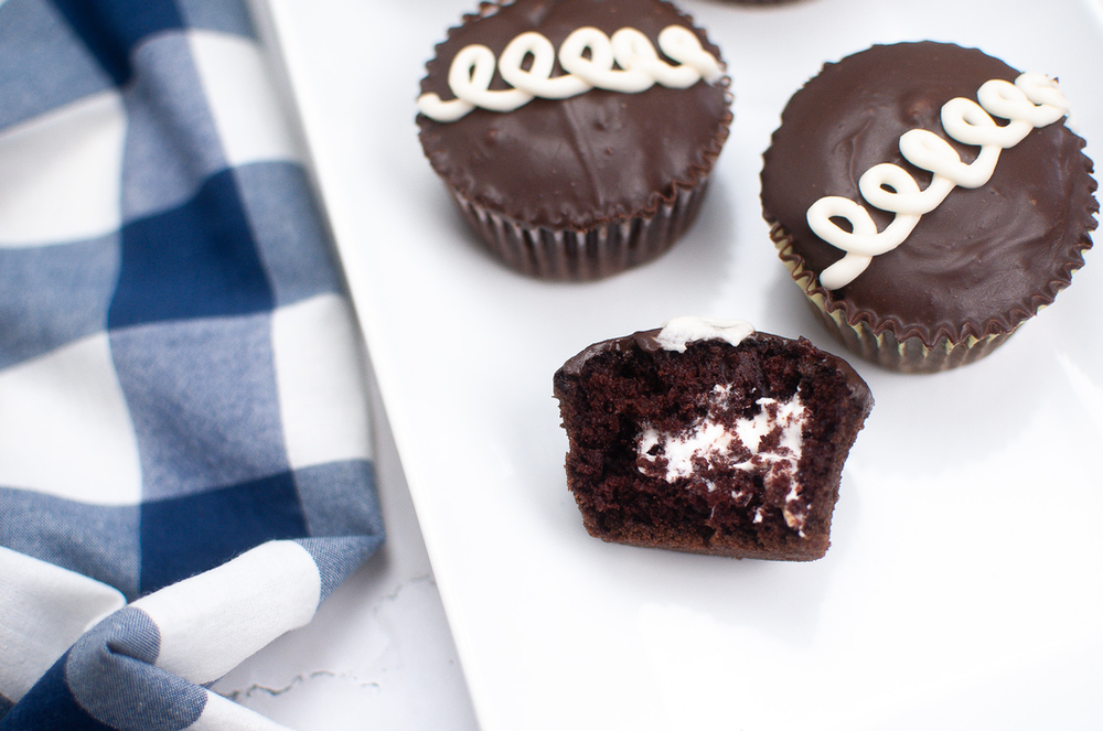 Copycat Hostess Cupcakes