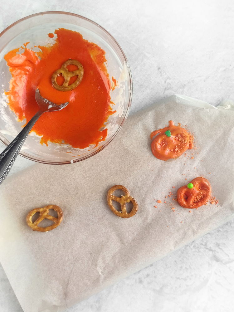 Chocolate covered Halloween pretzels